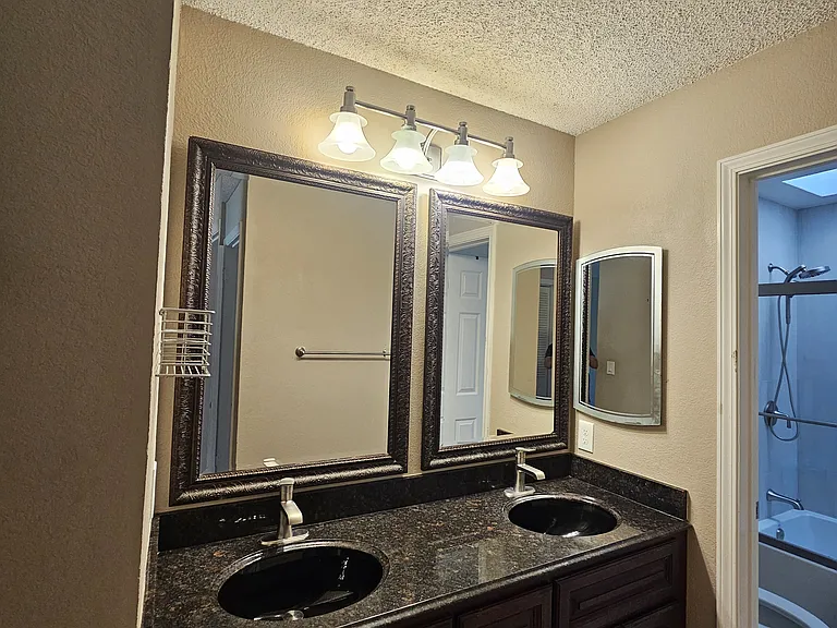 34515 Heathrow Ter — Photo 28