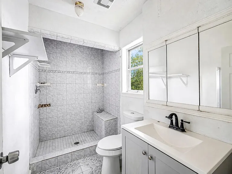 7707 Nordling Rd — Photo 15