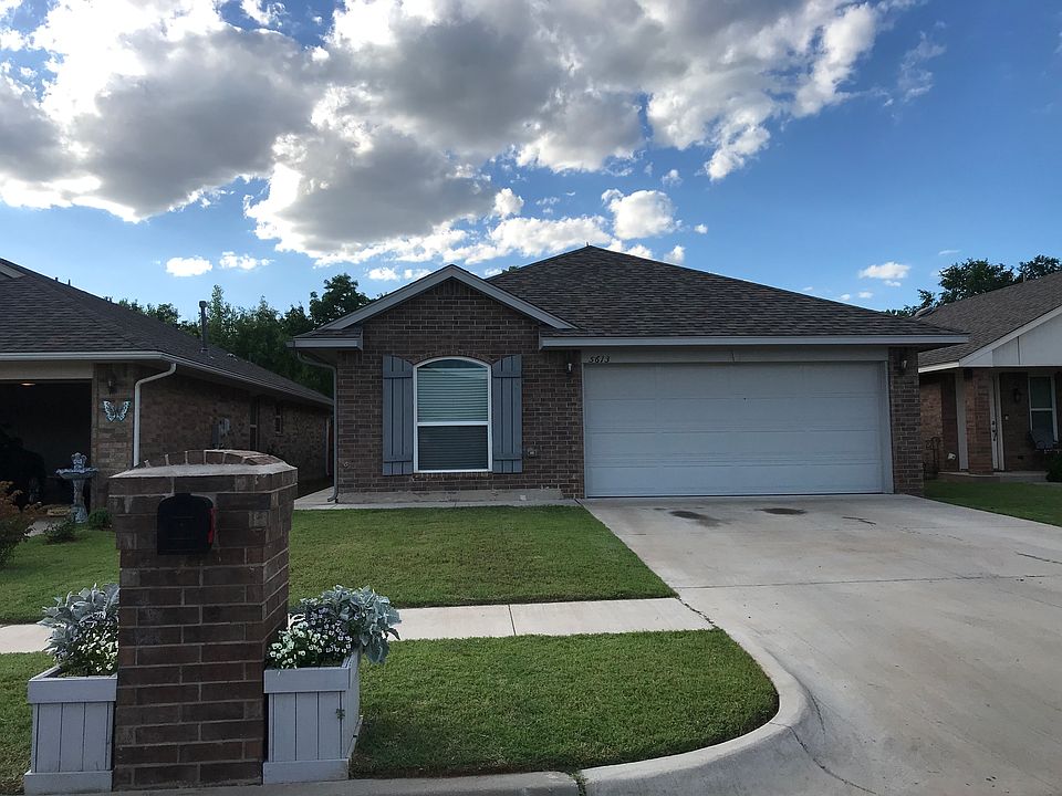 1st image of 5613 Clearwater Dr