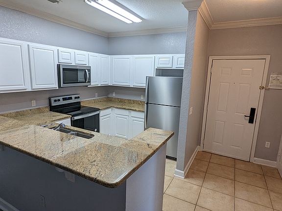 PXL_20221018_194957761_10182022