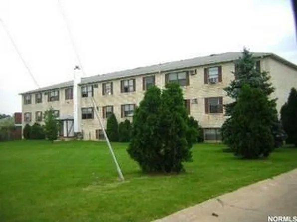 5611 Broadview Rd, Parma, OH 44134