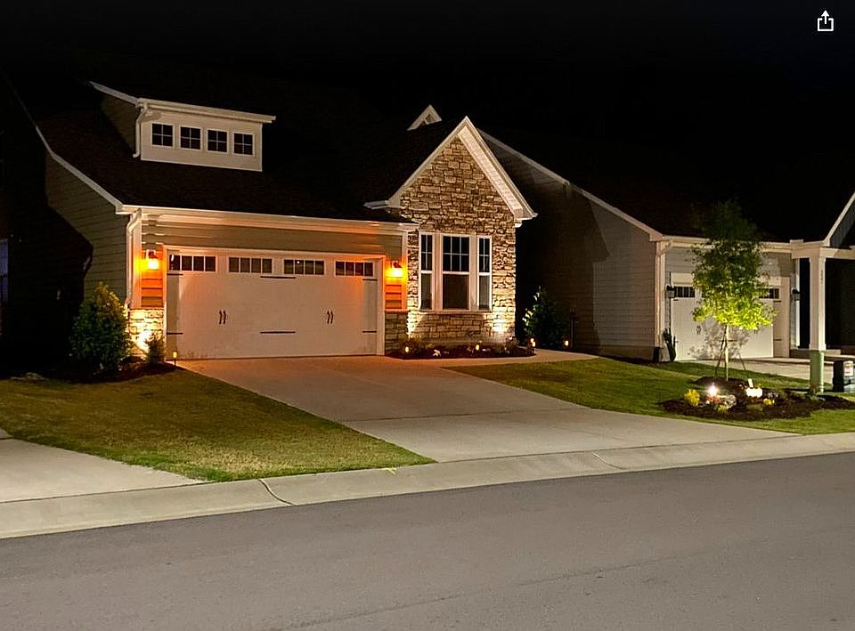 2nd image of 225 Silverhawk Ln