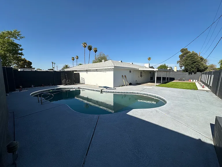 903 E Hermosa Dr — Photo 10