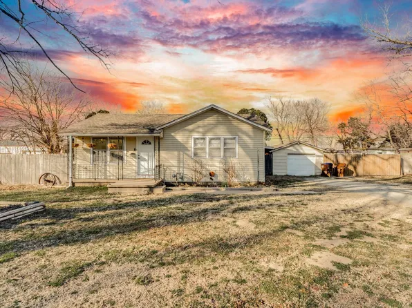 918 W 51st St S, Wichita, KS 67217