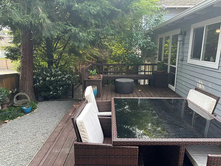 23947 SE 40th Pl — Photo 18