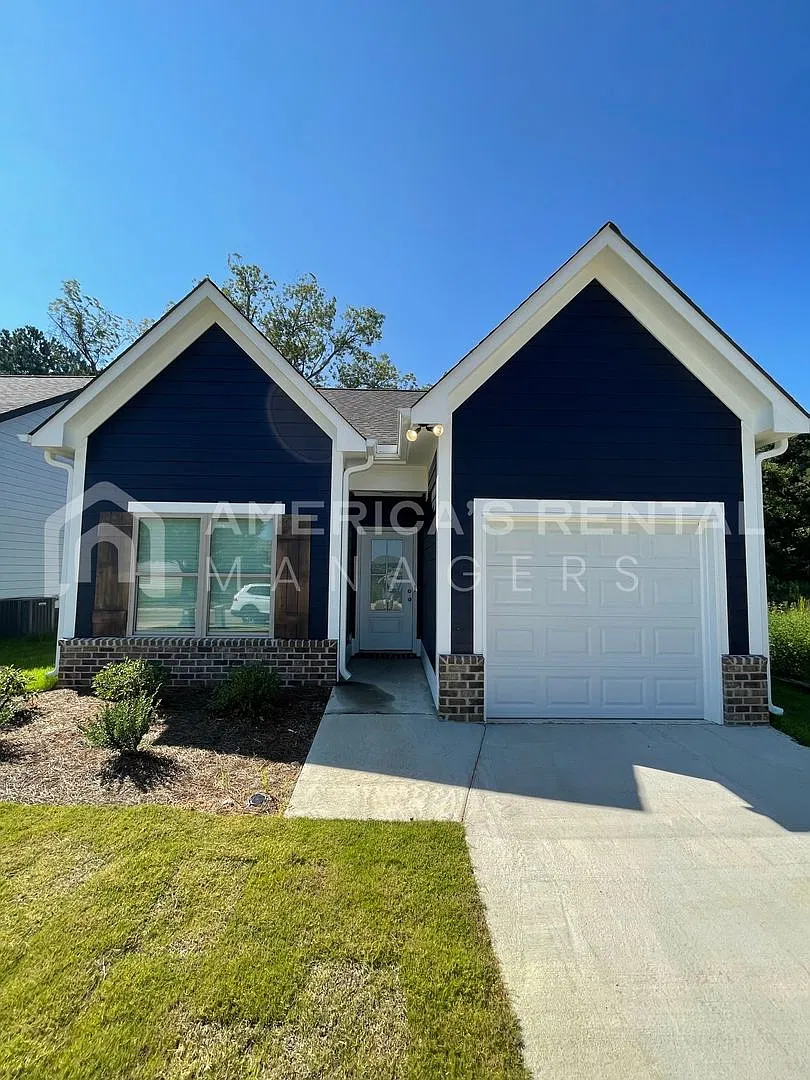 Home for Rent in Odenville, AL Available to View with 48 Hour Notice — Photo 1