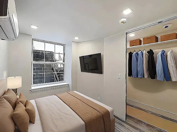 3rd image of 165 Ludlow St