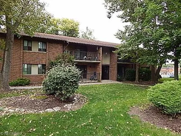 101 1st Ave APT 7, Bedford, OH 44146