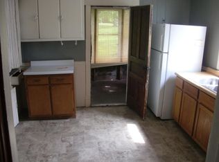 170 Carlisle St, Platteville, WI 53818
