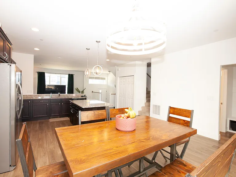 313 Estate Dr — Photo 19