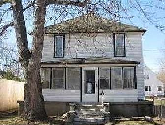 1st image of 323 O'Keefe Pl SW