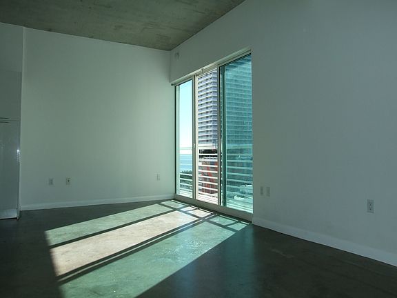 4th image of 133 NE 2nd Ave APT 1104