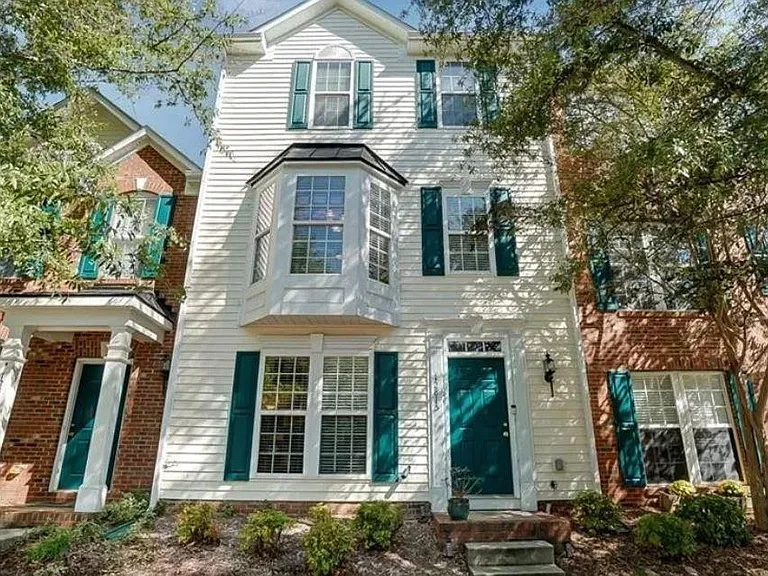 12815 Bullock Greenway Blvd — Photo 2