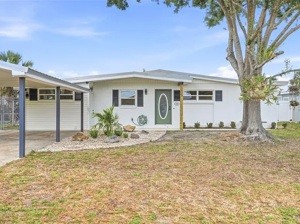 529 Firefly Ln, Apollo Beach, FL 33572