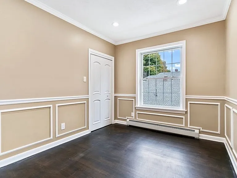 35 Lincoln St #2 — Photo 11