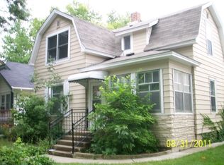 2718 Queen Ave N, Minneapolis, MN 55411