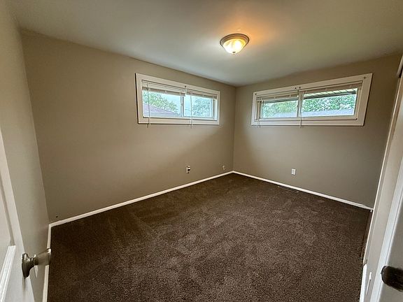 4th image of 1804 Pickering Dr
