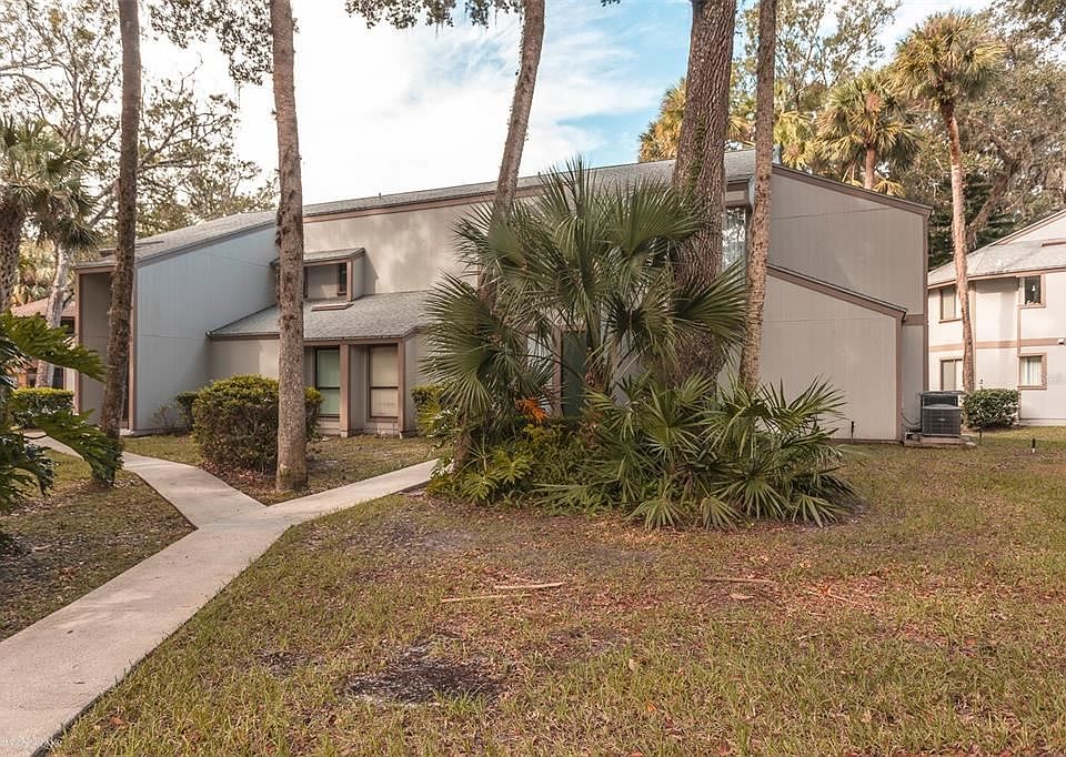 1st image of 23 Mid Oaks Cir