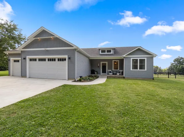 10800 Hankerd Rd, Pleasant Lake, MI 49272