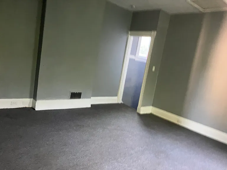 2238 Flora St — Photo 14