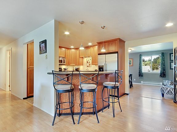 4th image of 2804 29th Street Ct SE