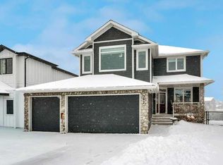392 N Rainbow Falls Way, Chestermere, AB T1X 1S6