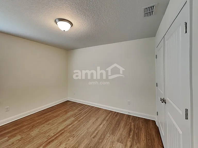 3136 Creek Village Lane Grn — Photo 15
