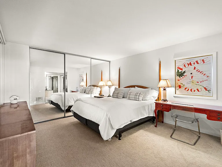 405 Avenida Granada — Photo 8