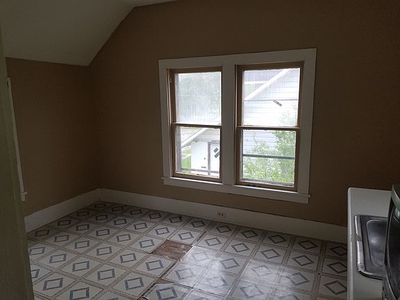 4th bedroom upstairs