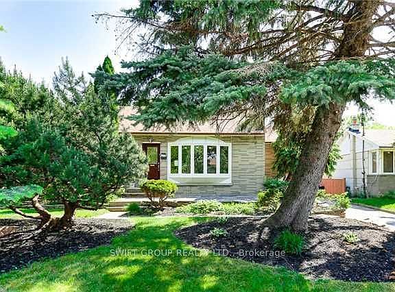 2nd image of 141 Kitchener Rd