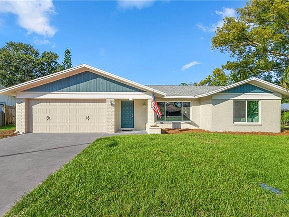 2nd image of 714 Leeward Way