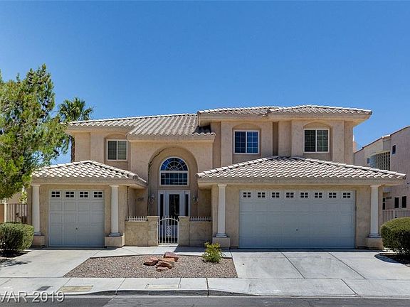 3rd image of 2808 Lakecrest Dr