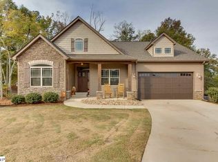 8 Cabrini Ct, Simpsonville, SC 29680