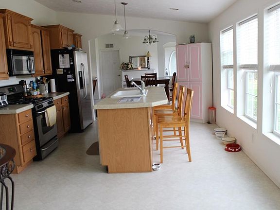 4th image of 1019 E Miller Dr