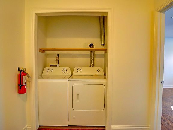4th image of 1245 W 37th Dr #2