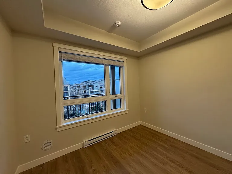 208b St — Photo 11