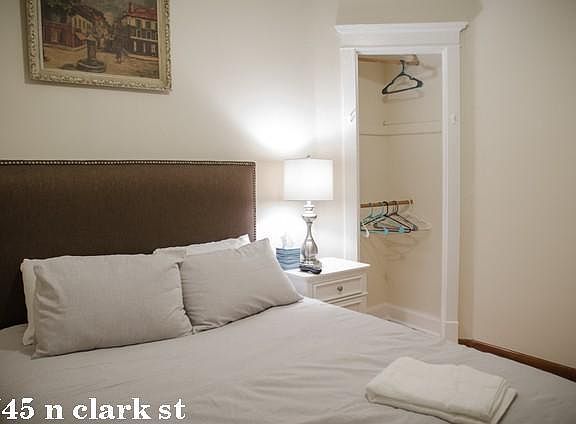 2nd image of 3745 N Clark St #1421