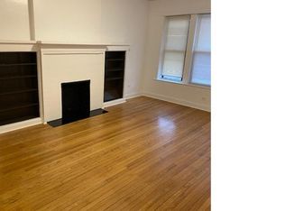 5616 S Michigan Ave #2S, Chicago, IL 60637