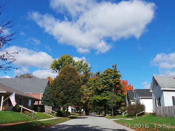 5th image of 824 S 11th St