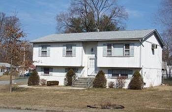 2nd image of 15 Kristy Dr