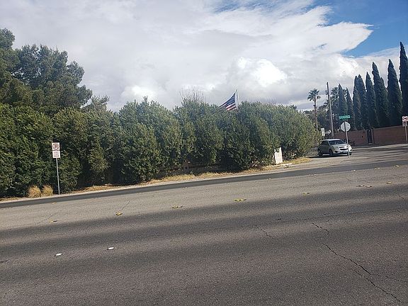 3rd image of 1830 E Cougar Ave