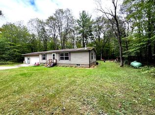 N12022 Marbou Ln, Silver Cliff, WI 54104