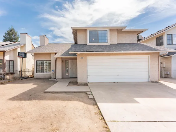 2238 N Carol Avenue, Fresno, CA 93722