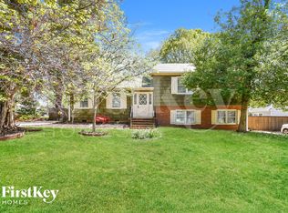 1714 Clarendon Dr, Greensboro, NC 27410