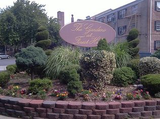 11123 66th Ave #2A, Forest Hills, NY 11375