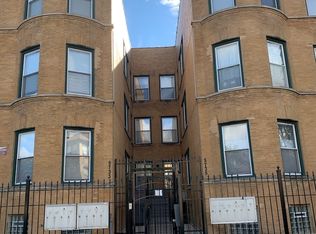 5733 S Calumet Ave APT 3E, Chicago, IL 60637