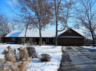 N9060 Austin Rd, East Troy, WI 53120