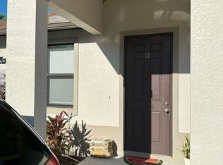 2861 Tropicana Blvd #B, Naples, FL 34116