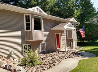 438 Tall Pines Dr, Iron Mountain, MI 49801