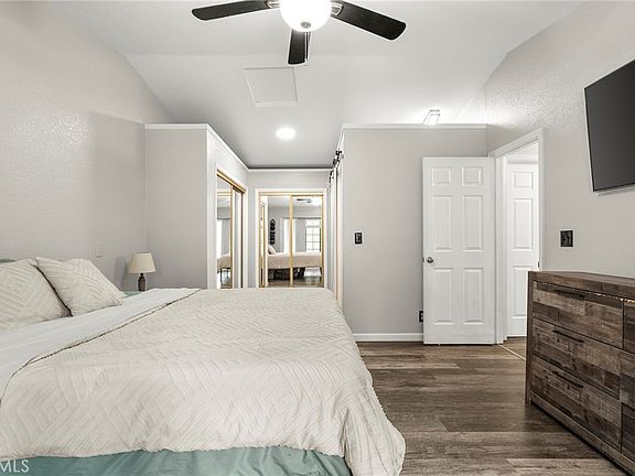 4th image of 14368 Sinclair Cir